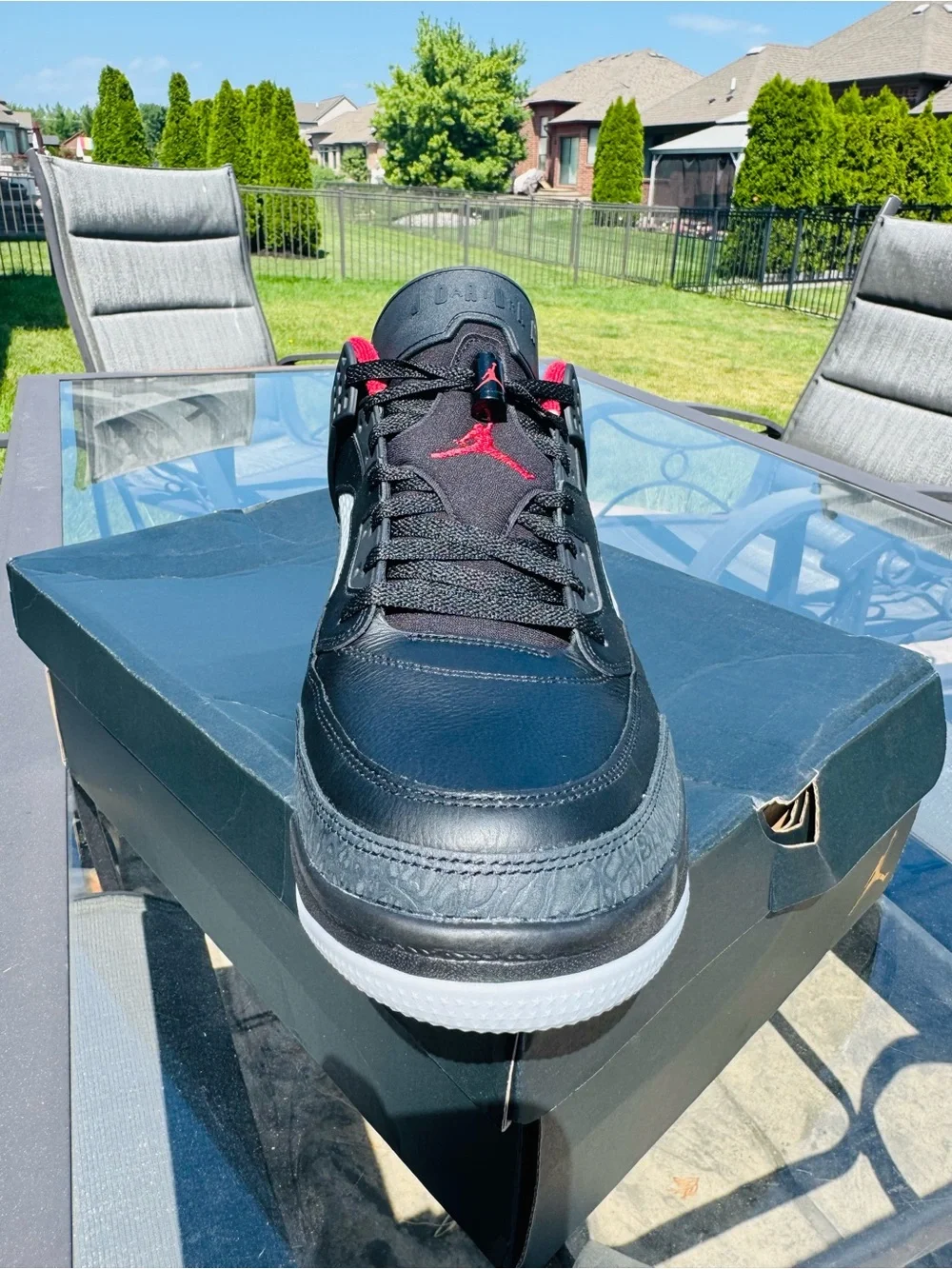 Classic Men's Black and Red Golf Shoes